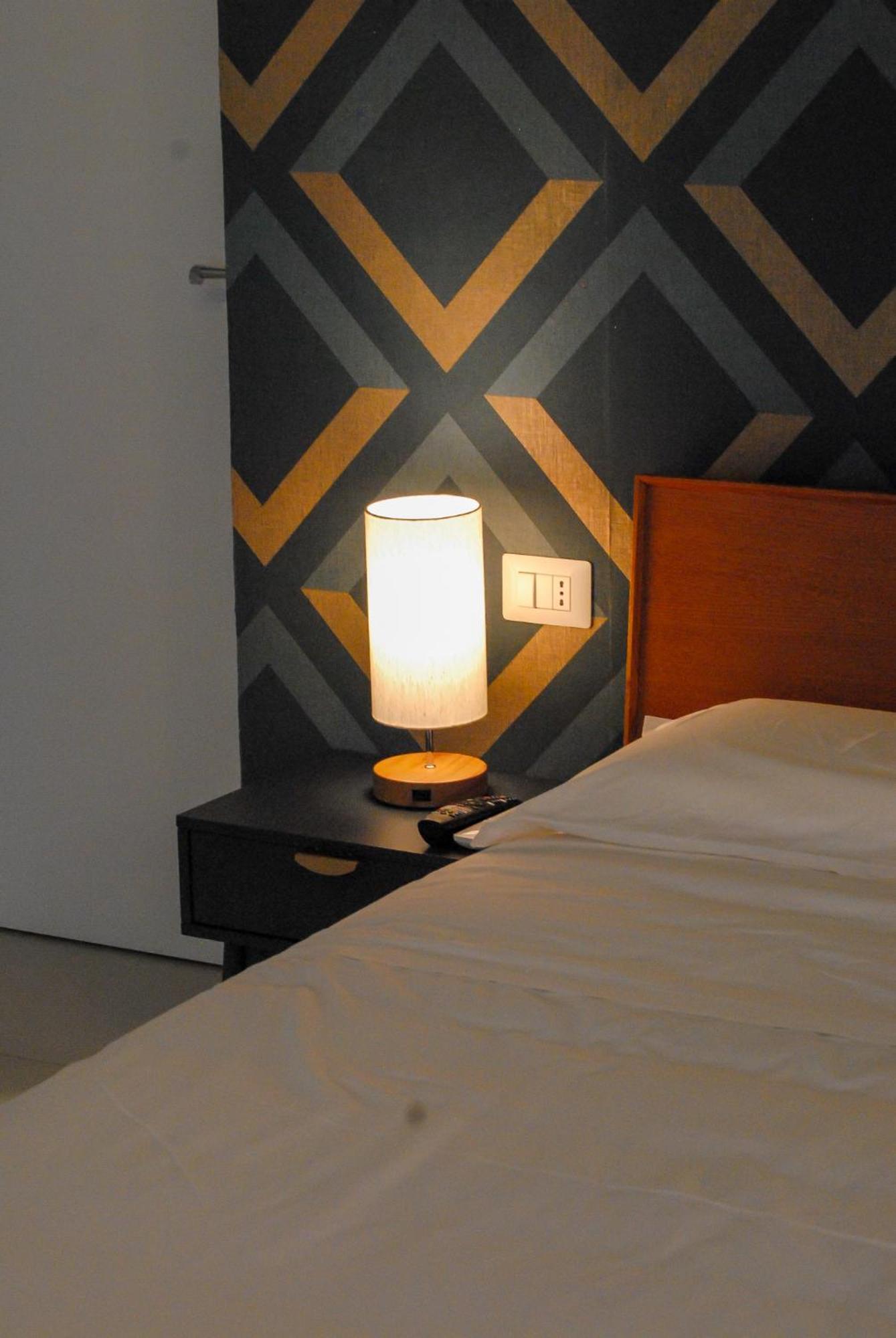 Bed & Breakfast Spaccanapoli 56 Екстер'єр фото
